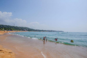 The Waves Unawatuna